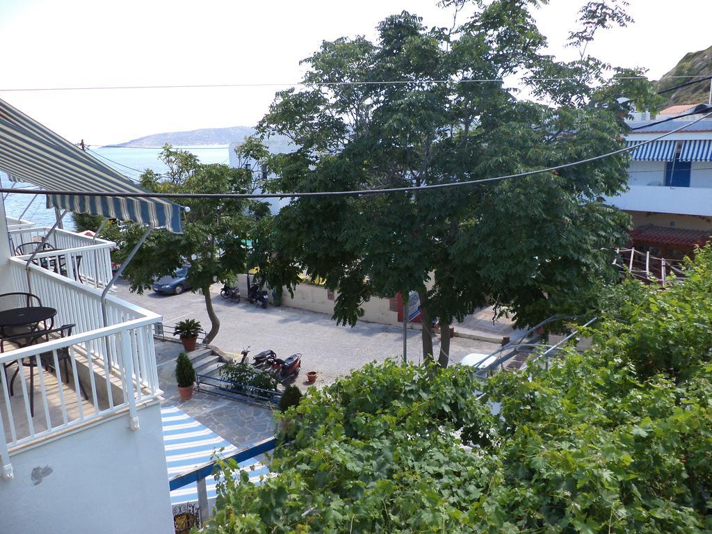 To Kamari Apartamento Paralia Agias Foteinis Quarto foto