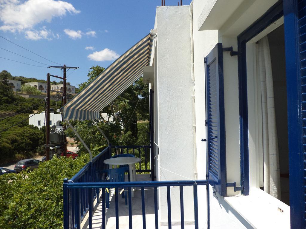 To Kamari Apartamento Paralia Agias Foteinis Quarto foto