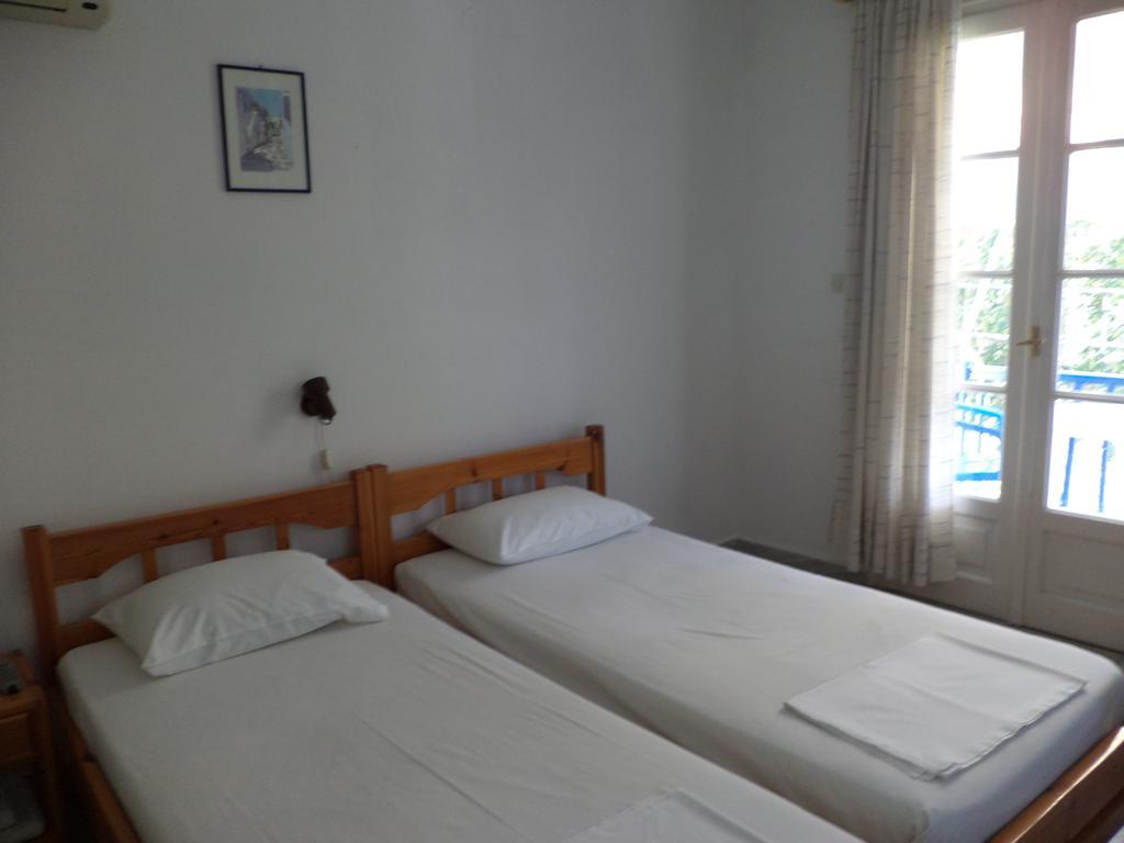 To Kamari Apartamento Paralia Agias Foteinis Quarto foto