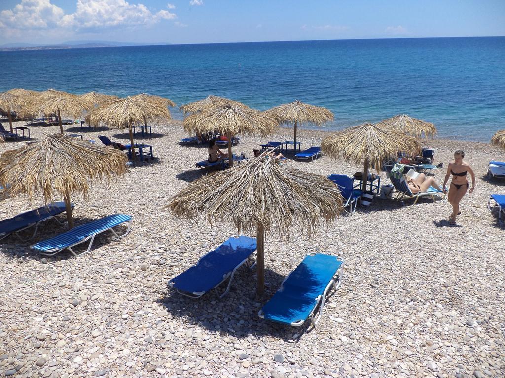 To Kamari Apartamento Paralia Agias Foteinis Exterior foto