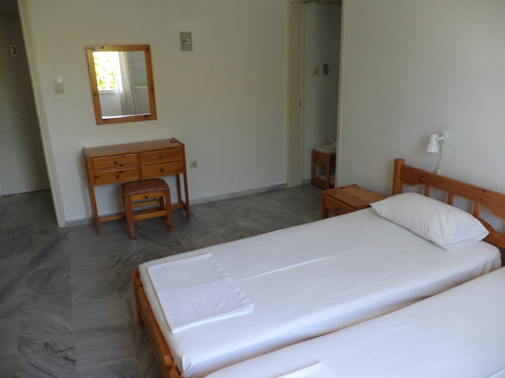 To Kamari Apartamento Paralia Agias Foteinis Exterior foto