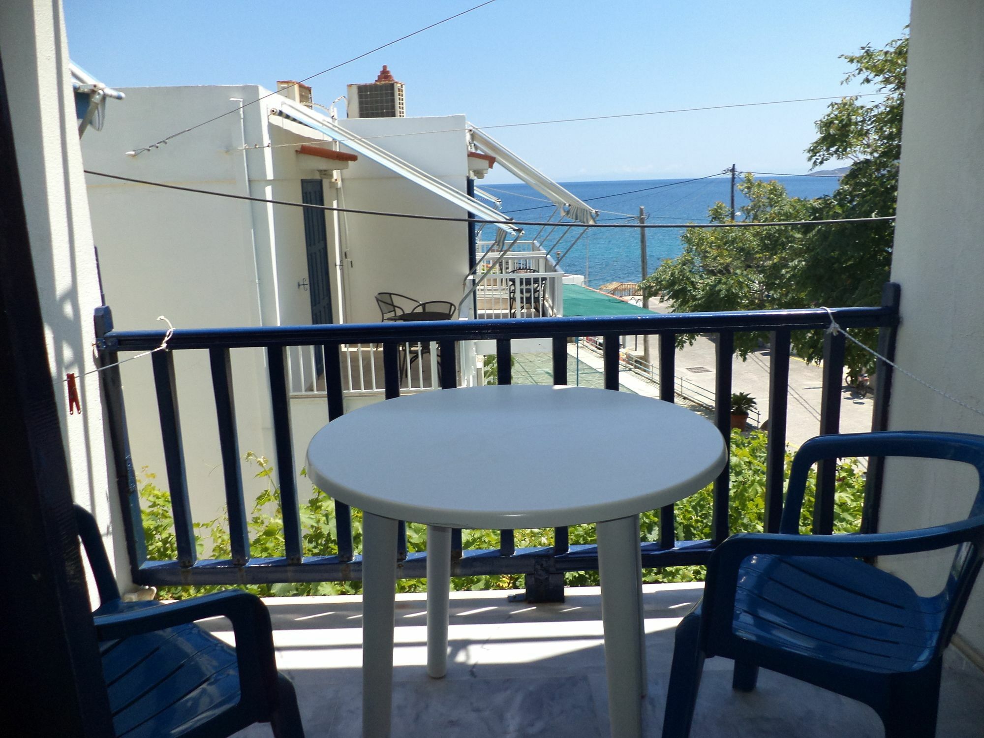 To Kamari Apartamento Paralia Agias Foteinis Exterior foto